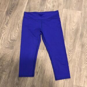 Fabletics capris